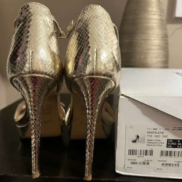 Aldo Gold Pattern Platform Madalene Strappy Sandals, Size 8 - EUC w. Box - Image 2