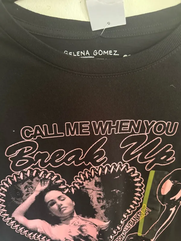 Selena Gomez Black Tee with Pink Graphic 'Call Me' Print - Image 3