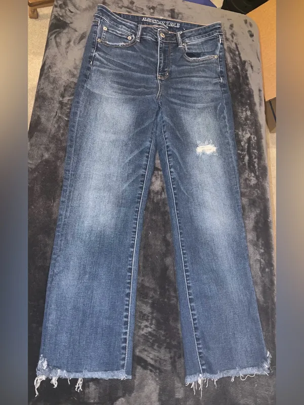 American Eagle High Rise Cropped Flare Jean Size 10 Long - Image 7