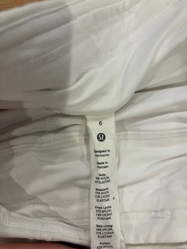 Lululemon - Image 4