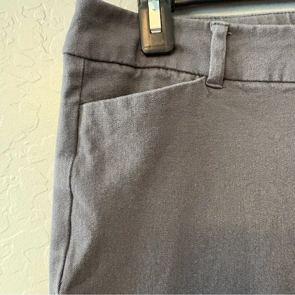 Old Navy Pixie pants in dark gray size 10 regular - Image 4