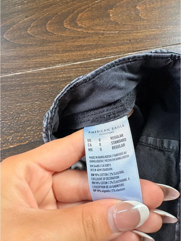 American Eagle Cargo Pants - Image 4