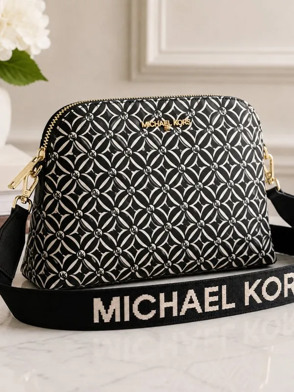 Michael Kors Cindy Saffiano Leather Crossbody Bag Logo Strap NWT - Image 2
