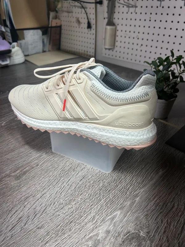 Adidas men’s ultraboost dna 22 cream running sneakers - Image 4