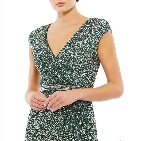 Mac Duggal 5489 Womens Green Cap SLEEVE SEQUINED HIGH SLIT GOWN - Image 4