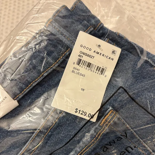 NEW! Good American Good 90’s Cut Off Denim Blue Jean Shorts Size 10 GNIS602T - Image 5