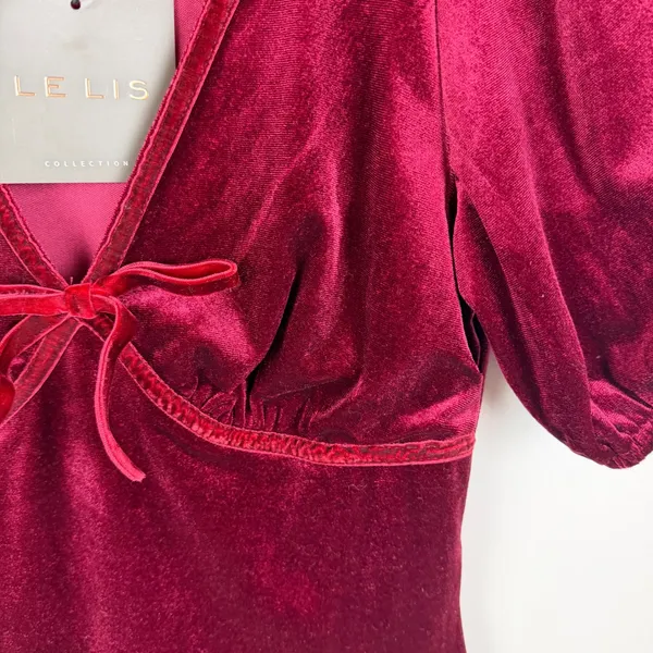 NWT Le Lis Crimson Velvet Babydoll Puff Sleeve Mini Dress Small Holiday Bow‎ - Image 3