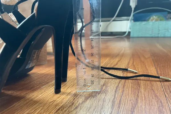 Lulus Black Heels - Image 5