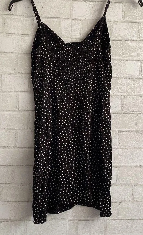 Abercrombie Satin Polka Dot Black and White Flowy Dress - Image 4