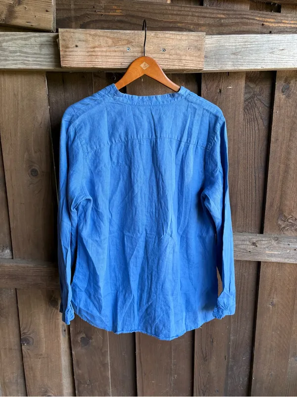 L.L Bean Light Blue Linen Pleated Lagenlook Blouse - Image 5