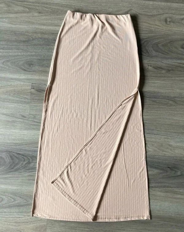 Pink Lily Slit Maxi Skirt - Image 2