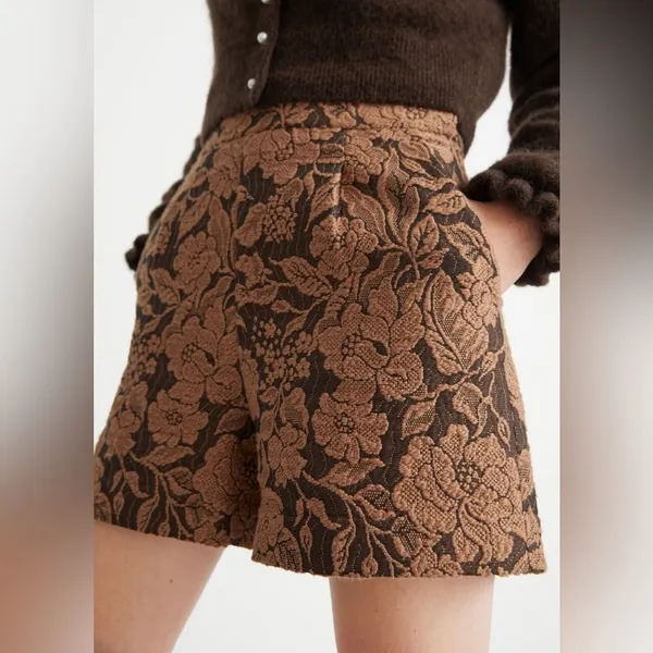 & OTHER STORIES Paris Atelier Jacquard Brown Floral Shorts Size 4 - Image 2