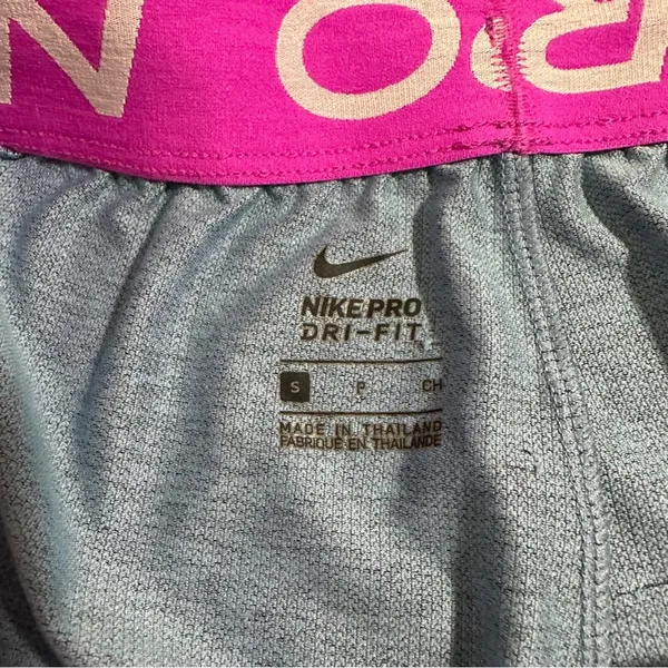 Nike Pro Dri Fit‎ Heather Purple Mid Rise Activewear Shorts Size S - Image 4