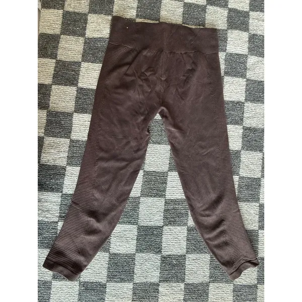 Aerie Chill Play Move Seamless Ribbed cropped Leggings - Image 2