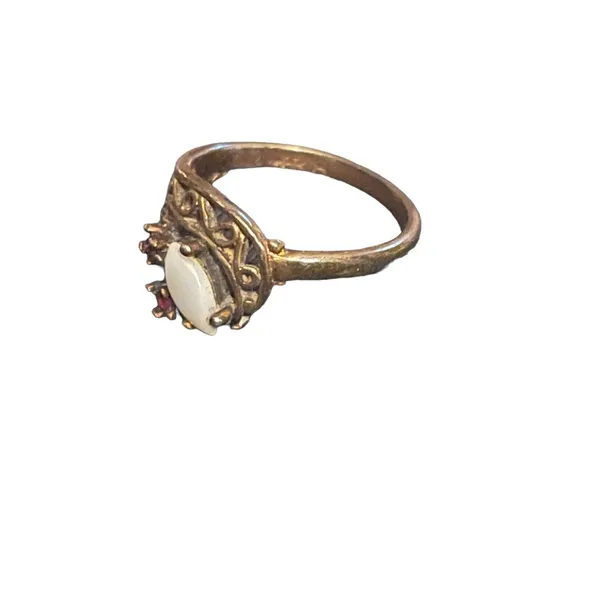 Vintage Uncas signed Opal and Rubies ring Size 8 - Image 5