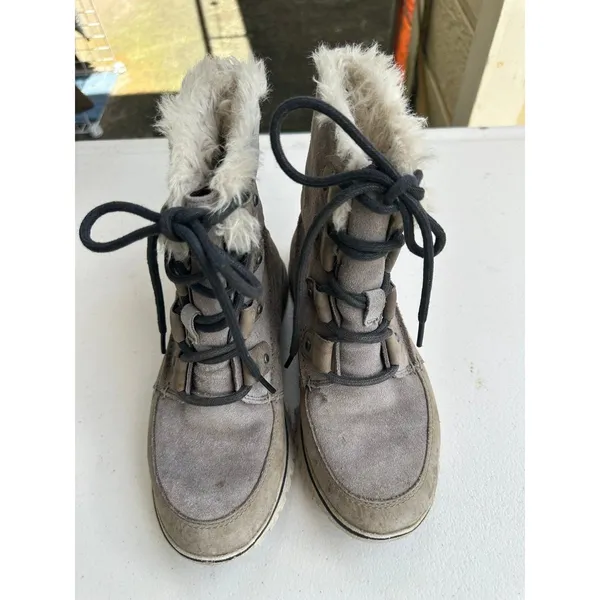 Sorel Cozy Joan Women's Gray Suede Faux Shearling Fur Lining Winter boots 5 - Image 2