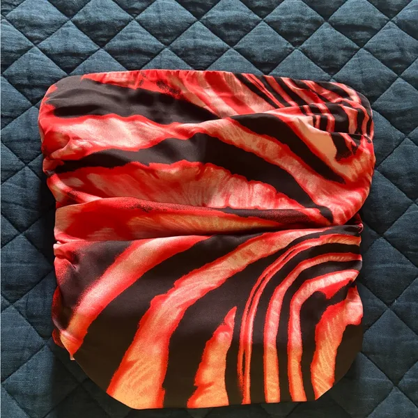 superdown Red and Black Strapless Top - Image 2