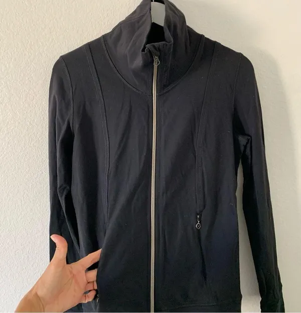 Lululemon Jacket - Image 5