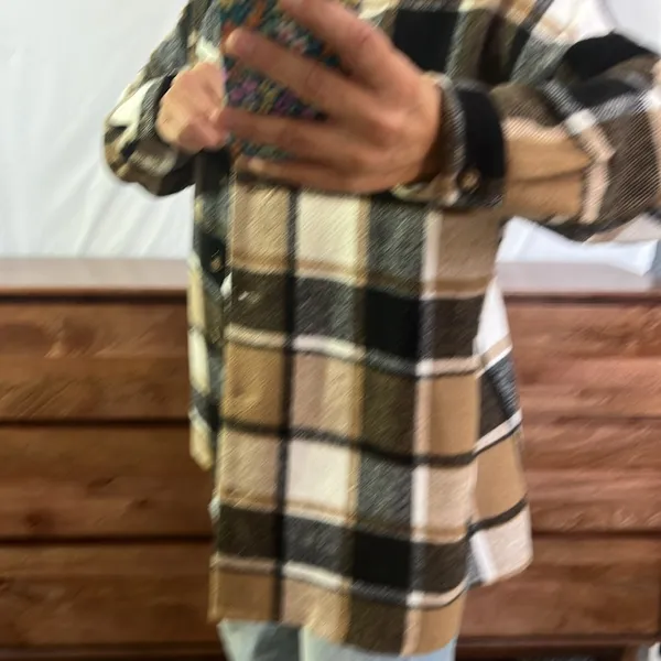 Flannel Shacket size SMALL. Tan - Image 4