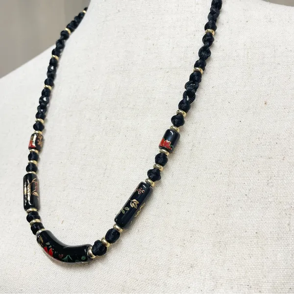 Vintage Black Floral‎ Ceramic Bead Cord Necklace Witchy Goth Romantic - Image 4