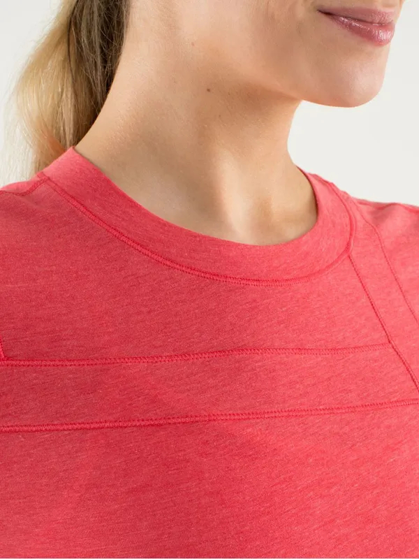 Lululemon Promenade Long Sleeve Athletic Active Top Shirt Red Asymmetric - Image 3