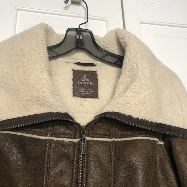 Prana Women’s Faux Suede Full Zip Sherpa Jacket Coat Small Excellent Condition - Image 8