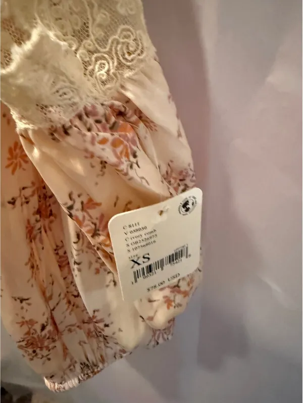 Free People Floral Lace Trim Cami Top XS NWT - Image 4