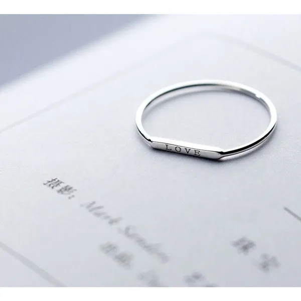 NEW Women's Dainty‎ White Gold-Plated S925 LOVE Bar Ring Size 4 - Image 4