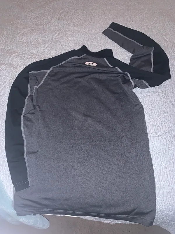 Under Armour Shirt - Image 3