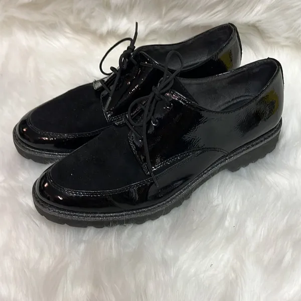 Tamaris patent leather shoes sz 38 D19‎ - Image 5