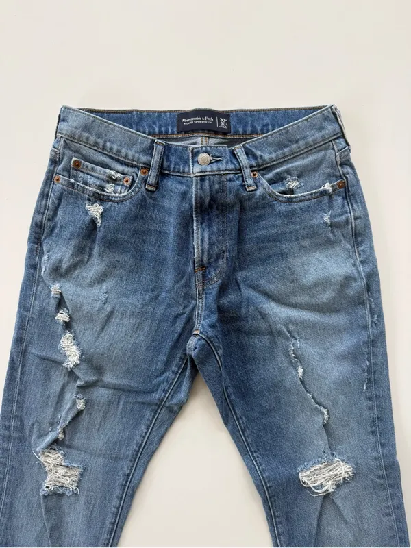 Abercrombie & Fitch RELAXED TAPER STRETCH Distressed Jeans size 30x30 - Image 2