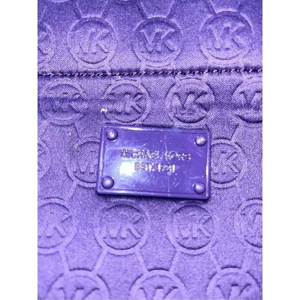 Michael Kors Signature Neoprene Large Purple Tote - Image 5