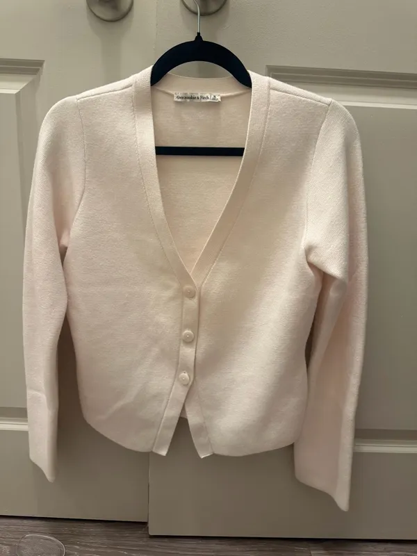 Abercrombie Cream Cardigan - Image 3