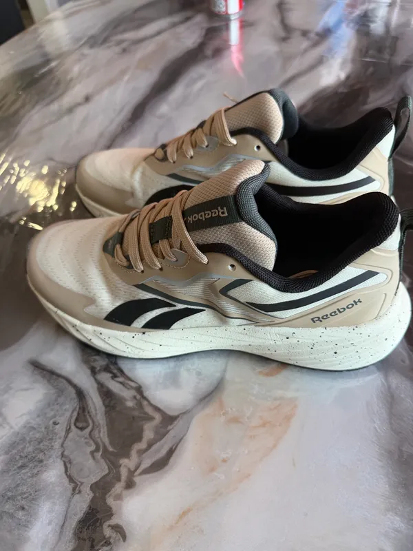 Reebok Men’s Running Shoes Beige Black Comfort Ortholite US 8.5 EU 41 New - Image 2