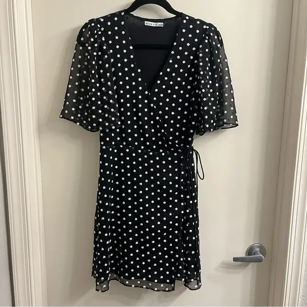 Alice + Olivia Sandra Daisy Wrap Dress 4 - Image 5