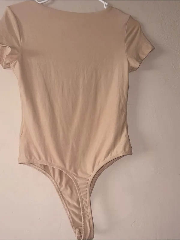 Olive + oak nude square neck bodysuit S - Image 3