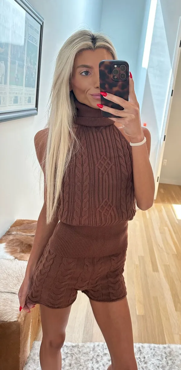 Revolve Brown Sweater Set - Image 2