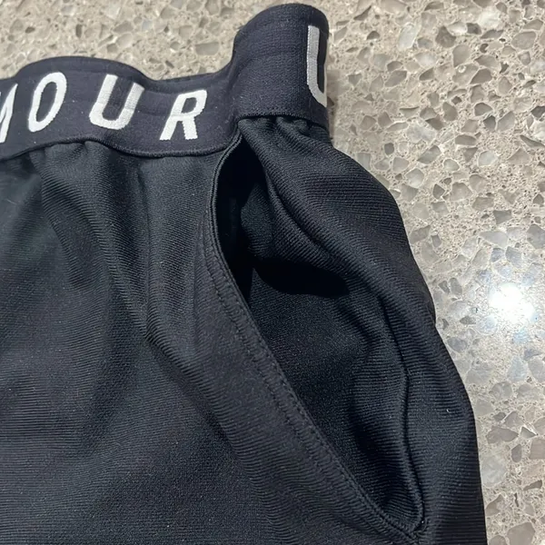 Under Armour shorts - Image 5