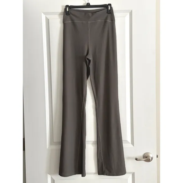 Old Navy Gray Brown Super-Flare Powersoft Ribbed Xtra High-Rise Leggings Sm Tall - Image 4