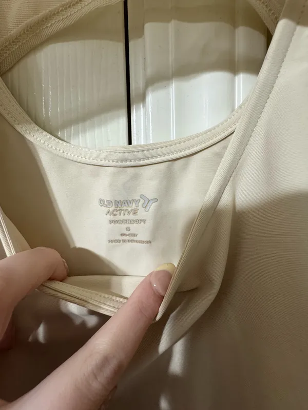 Old Navy Active Two piece top - Image 2