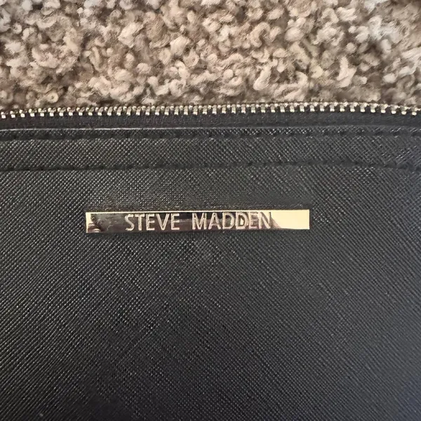 Black Steve Madden crossbody bag with silver accents - Image 2
