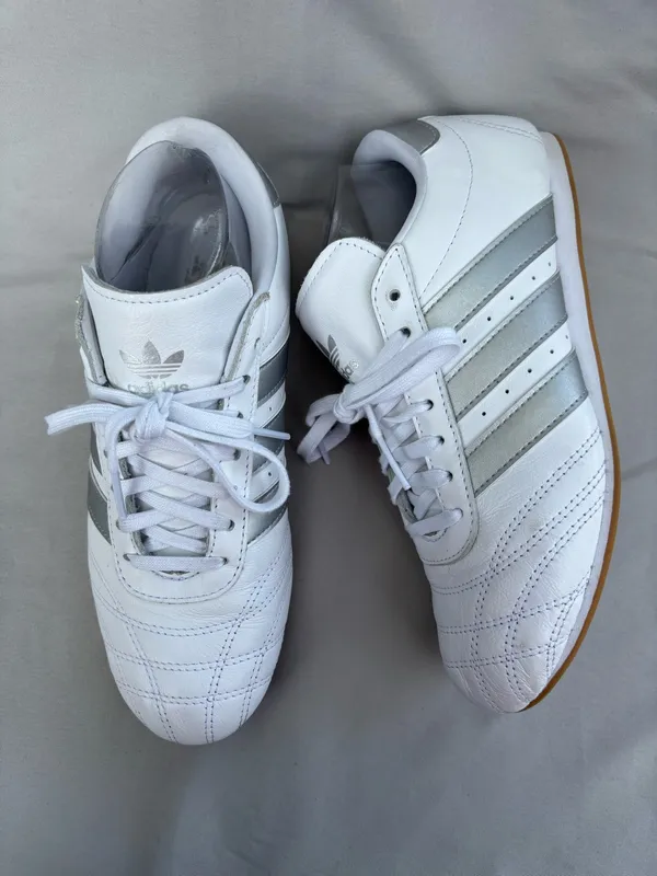 adidas Taekwondo Lace Low Top Sneakers Cloud White/Silver Metallic/Gum JS1192 - Image 4