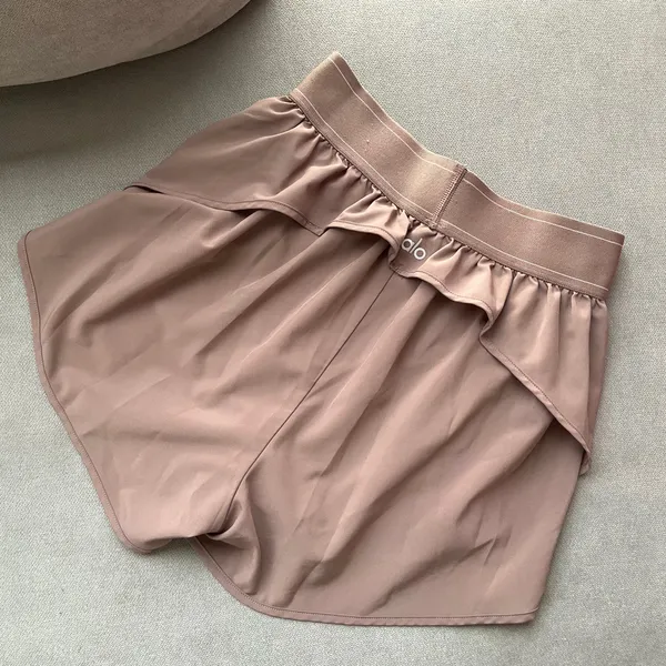 Alo Yoga Match Point Short Mushroom XXS - Image 7