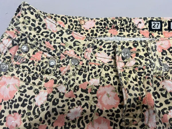 Miss Me brand, leopard and pink shorts - Image 6