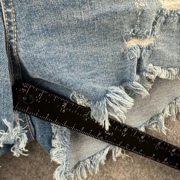 We the Free by Free people Women Size 29 cut off denim’s cheeku high waist short - Image 5
