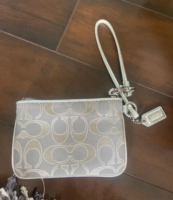 Coach Wristlet - Image 2