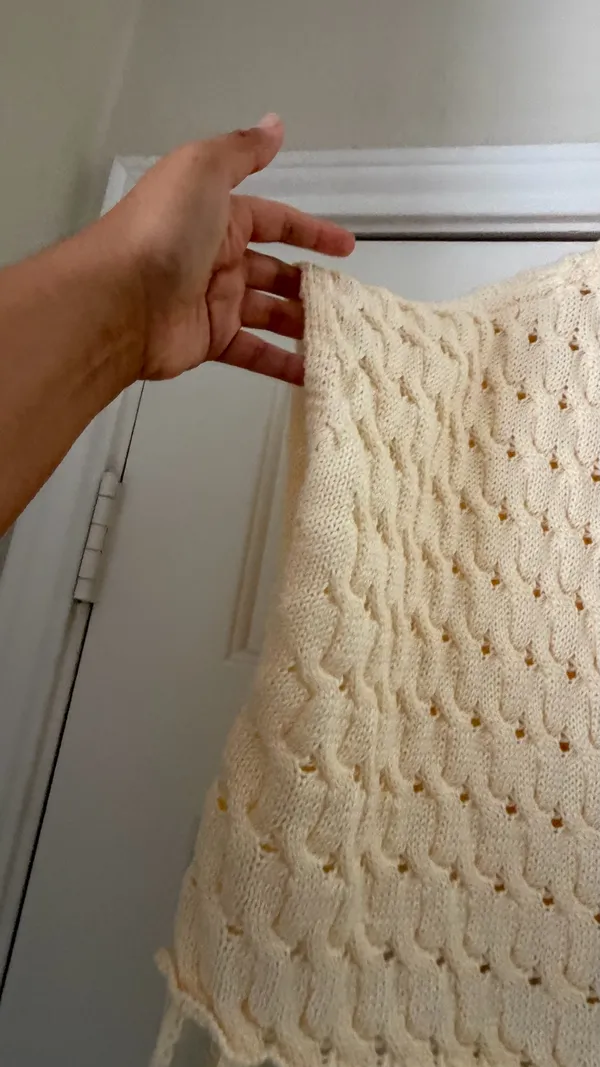 Davi & Dani Cream Chunky Knit Mock Neck Crop Sweater - Image 4