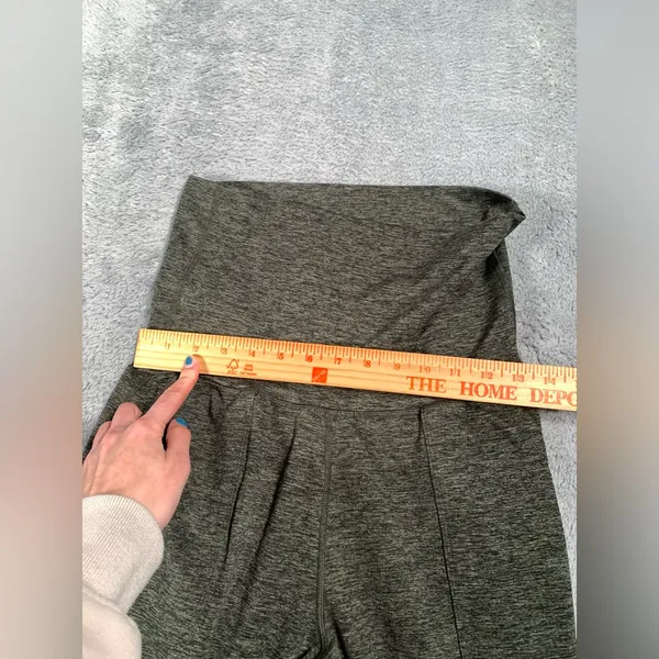Aerie fold over Green joggers small - Image 3