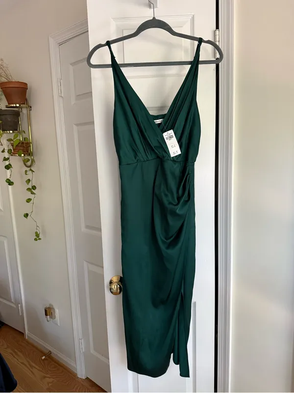 NWT Abercrombie & Fitch Satin Draped Wrap Midi Dress Emerald Green Small Petite - Image 3