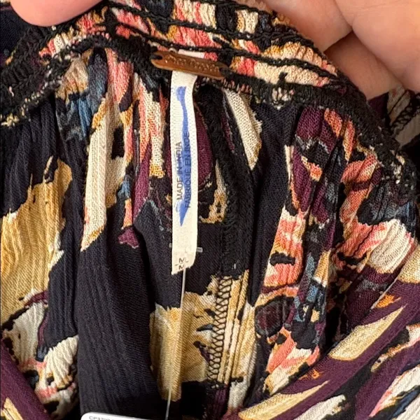 NWT Free People On The Edge Romper Black Floral Size Medium Retail $108.00 - Image 12